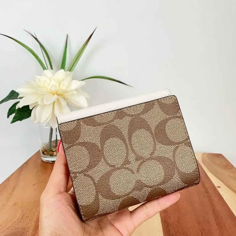 Coach Pepper Wallet In Signature Canvas‎ - Picture 4 of 7